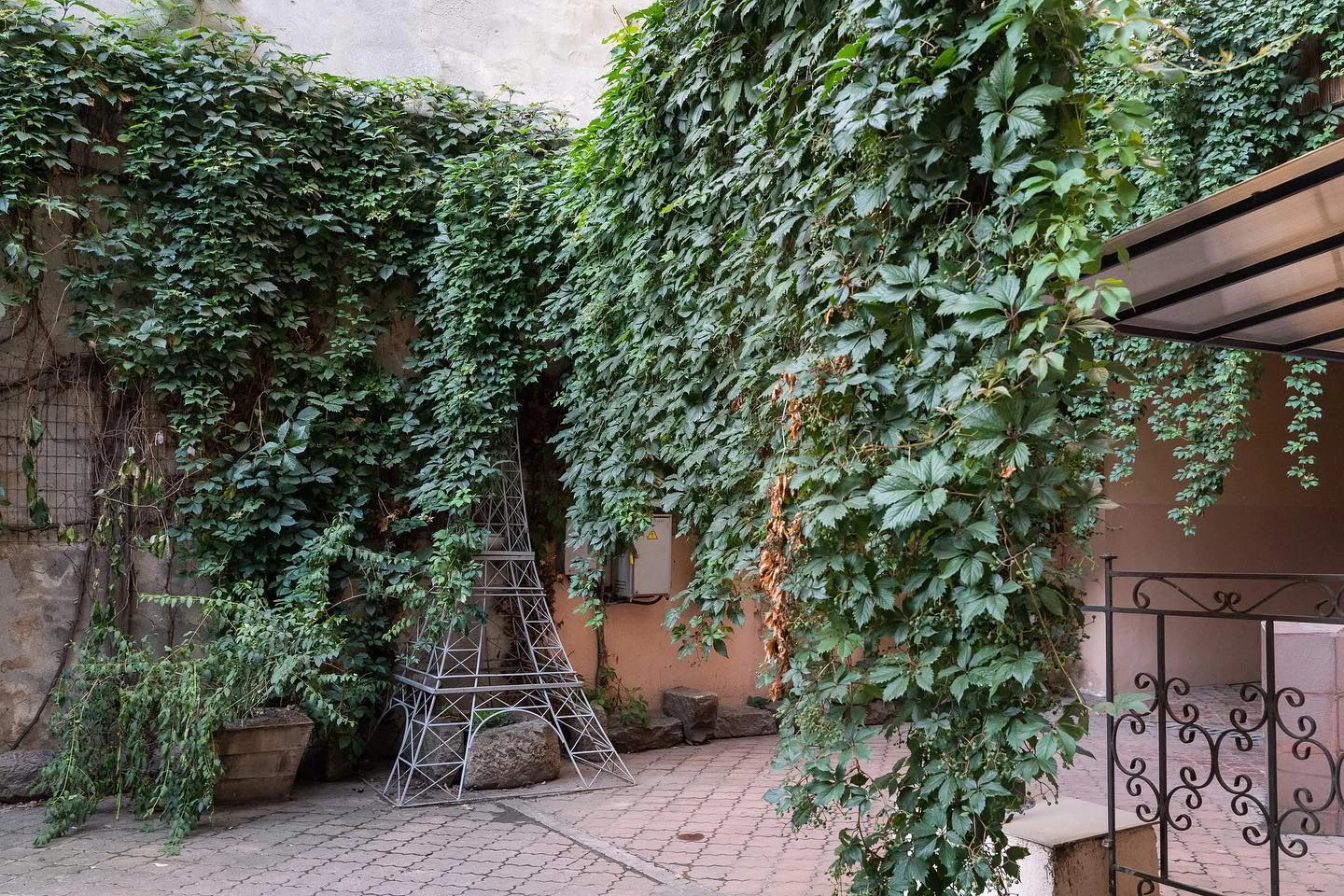 Osypova 37, Odesa