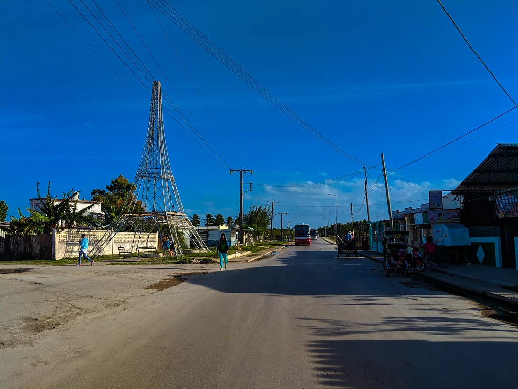 Roadside tower, Caibarién