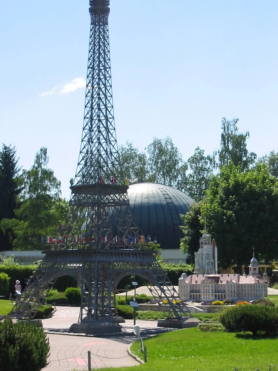 Minimundus Eiffel Tower, Klagenfurt