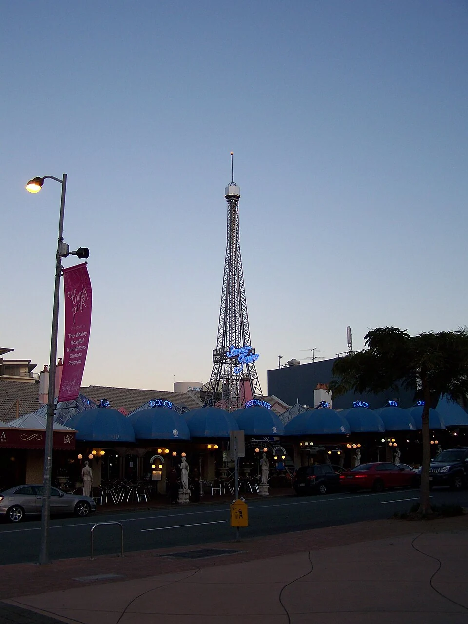 La Dolce Vita Eiffel Tower, Brisbane