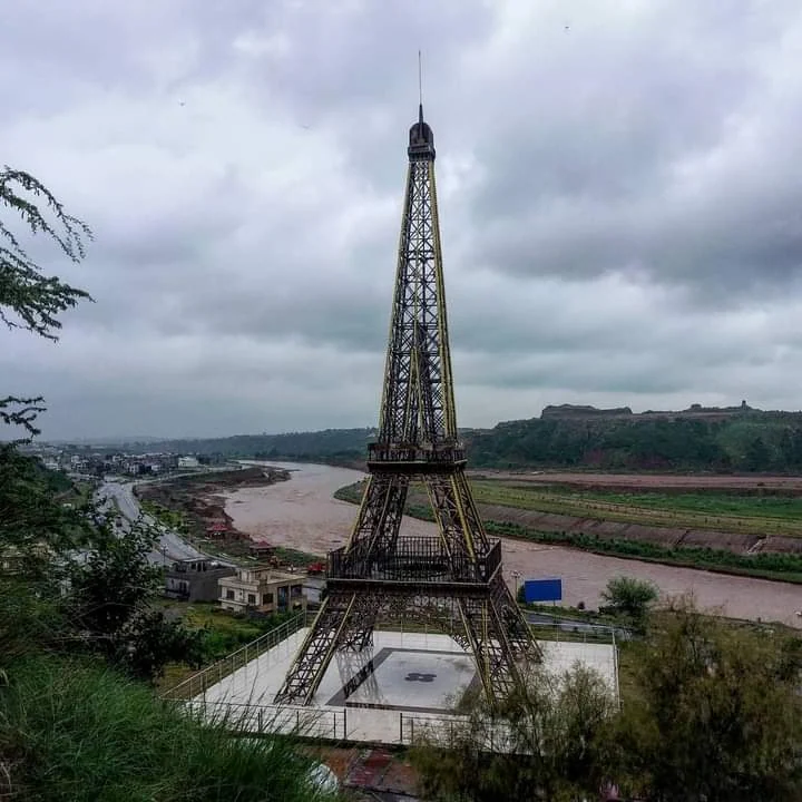 Bahria Town Phase 8 Eiffel Tower, Rawalpindi