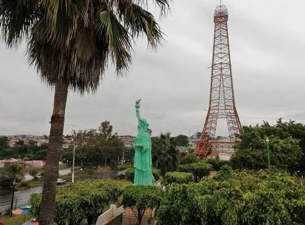 Guadalajara Eiffel replica