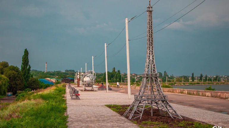 Tower at the edge of the river, Nikopol